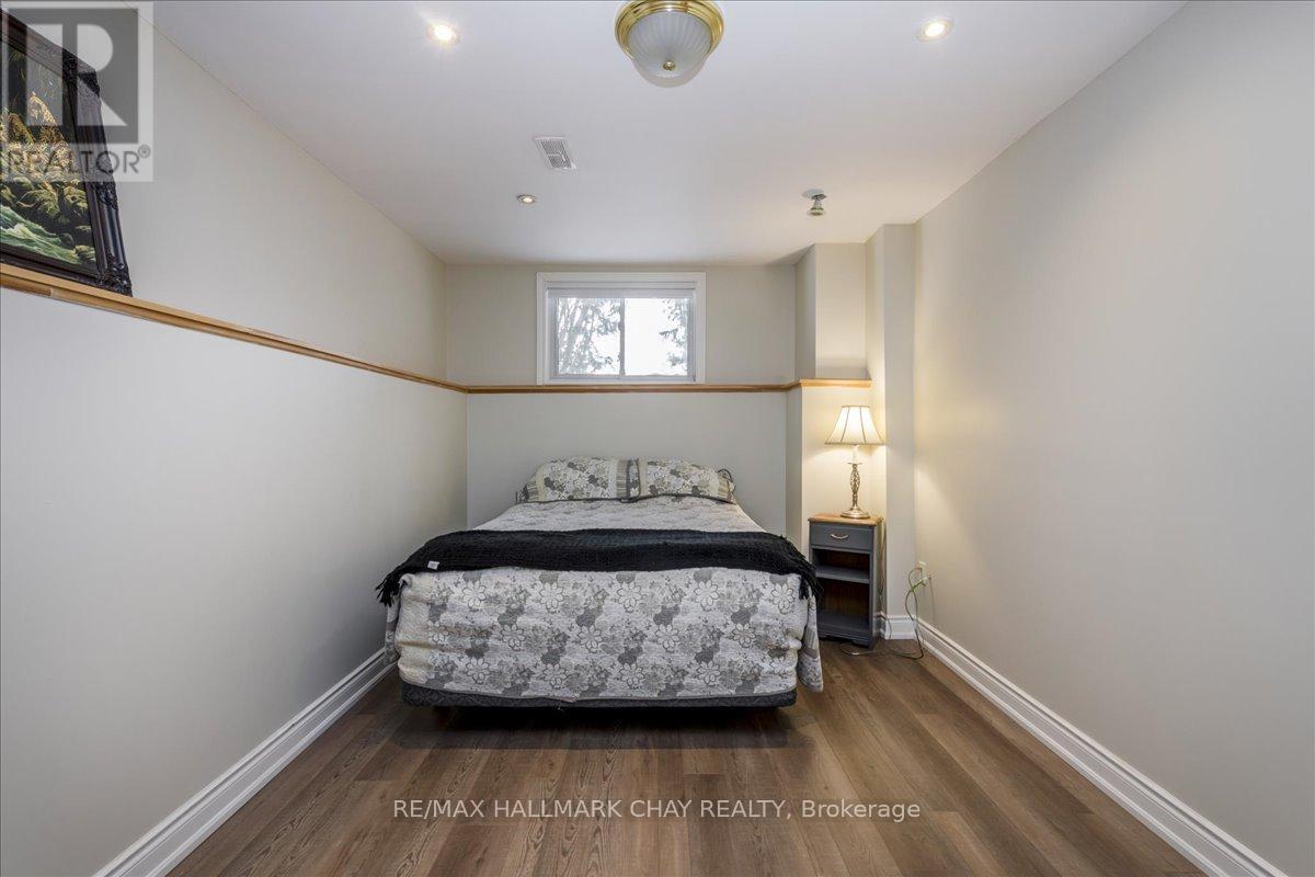 2 Mancini Drive, Essa, Ontario  L3W 0A6 - Photo 26 - N12765200