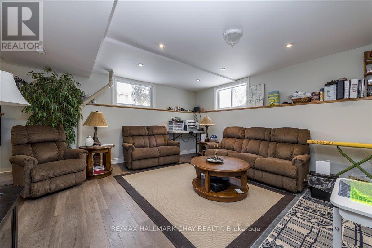 2 Mancini Drive, Essa, Ontario  L3W 0A6 - Photo 28 - N12765200