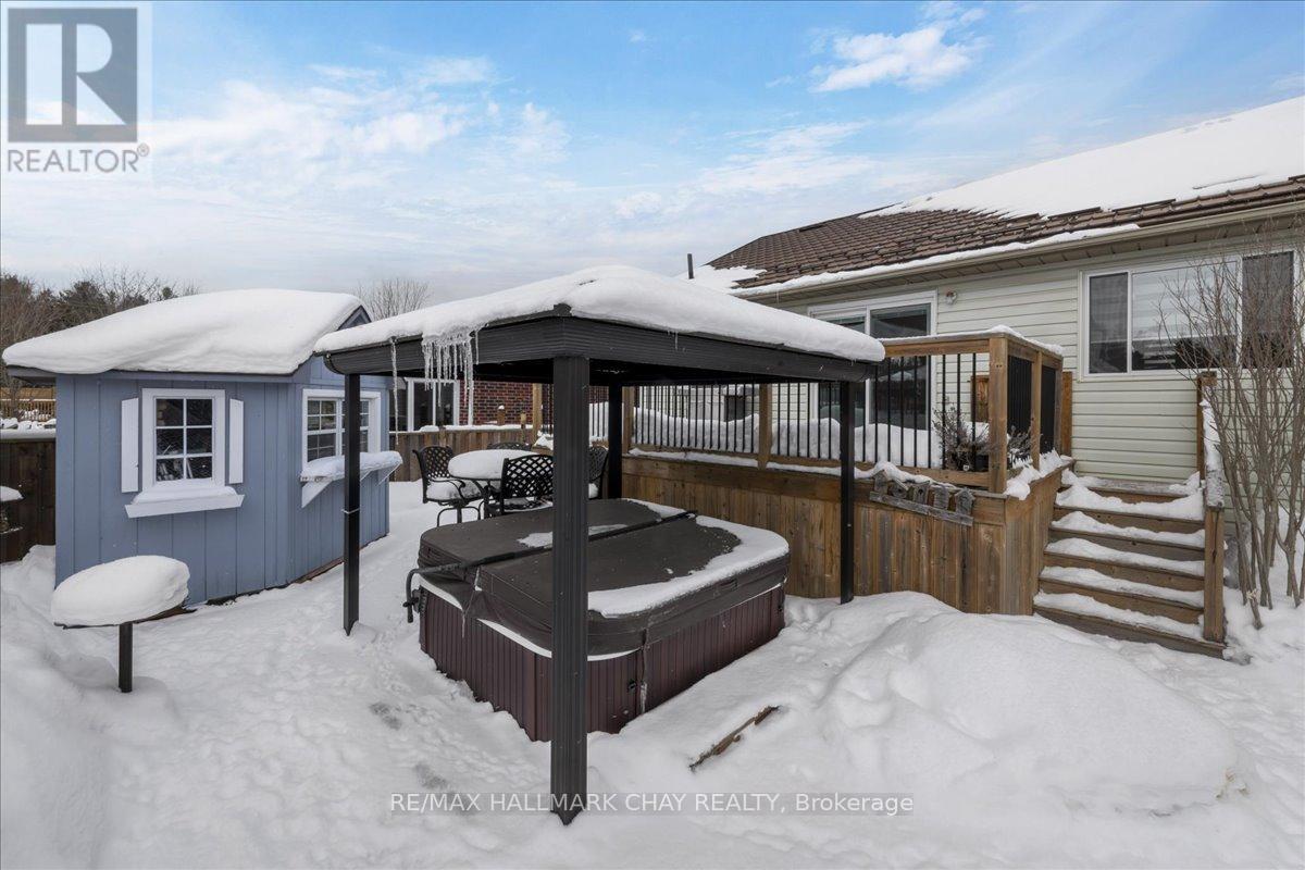 2 Mancini Drive, Essa, Ontario  L3W 0A6 - Photo 33 - N12765200