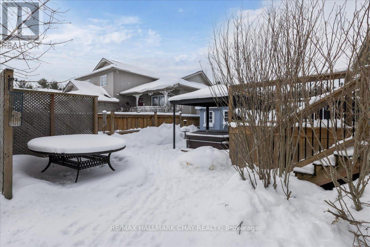 2 Mancini Drive, Essa, Ontario  L3W 0A6 - Photo 36 - N12765200