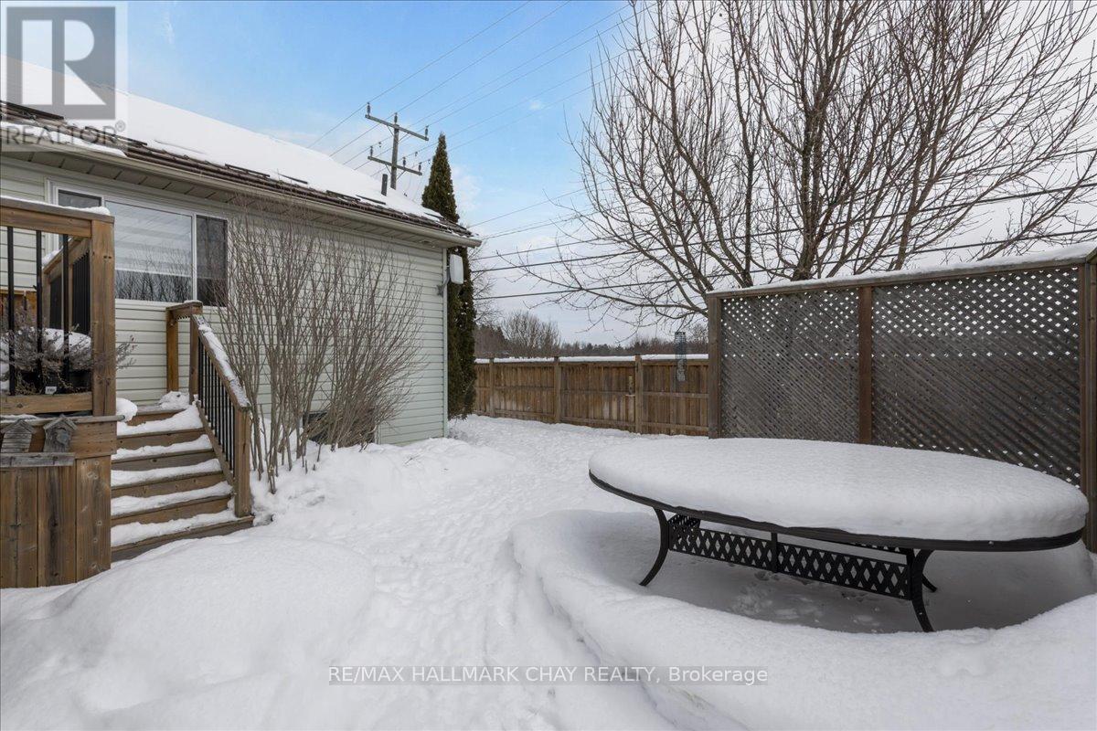 2 Mancini Drive, Essa, Ontario  L3W 0A6 - Photo 38 - N12765200