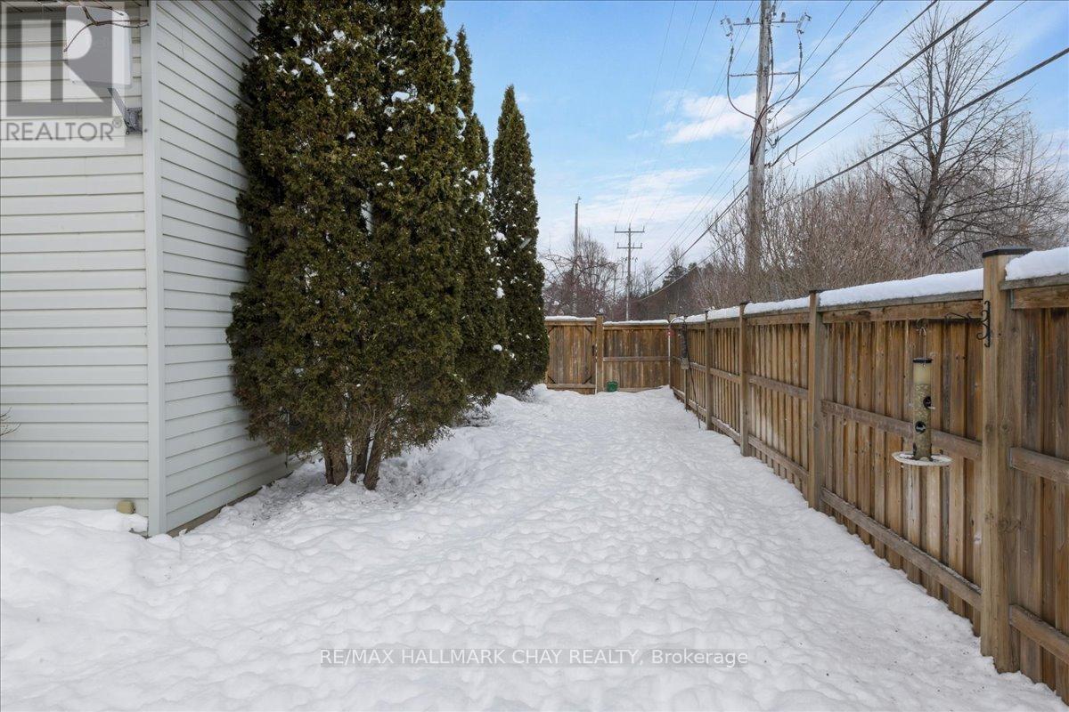 2 Mancini Drive, Essa, Ontario  L3W 0A6 - Photo 39 - N12765200