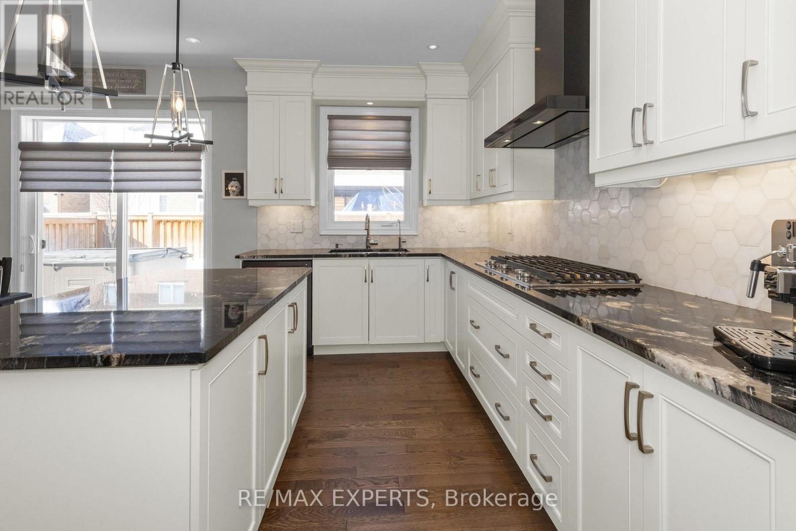 24 Mckay Avenue, New Tecumseth (Tottenham), Ontario  L0G 1W0 - Photo 11 - N12765214