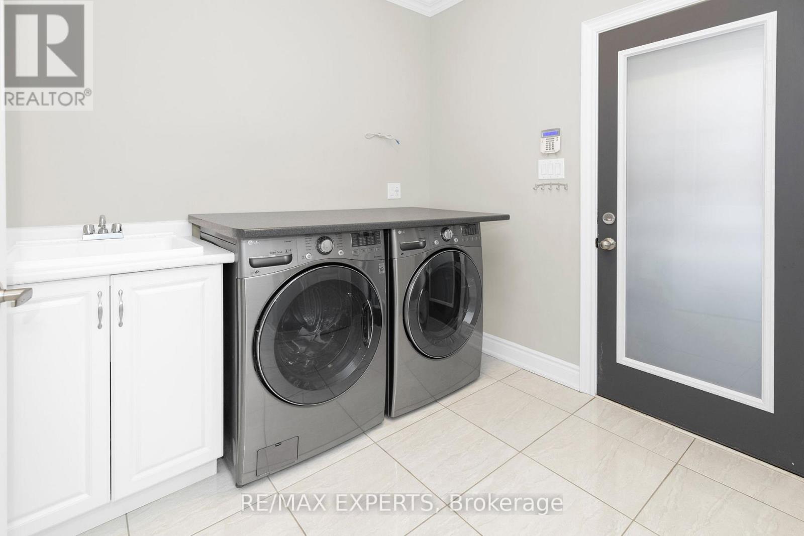 24 Mckay Avenue, New Tecumseth (Tottenham), Ontario  L0G 1W0 - Photo 25 - N12765214