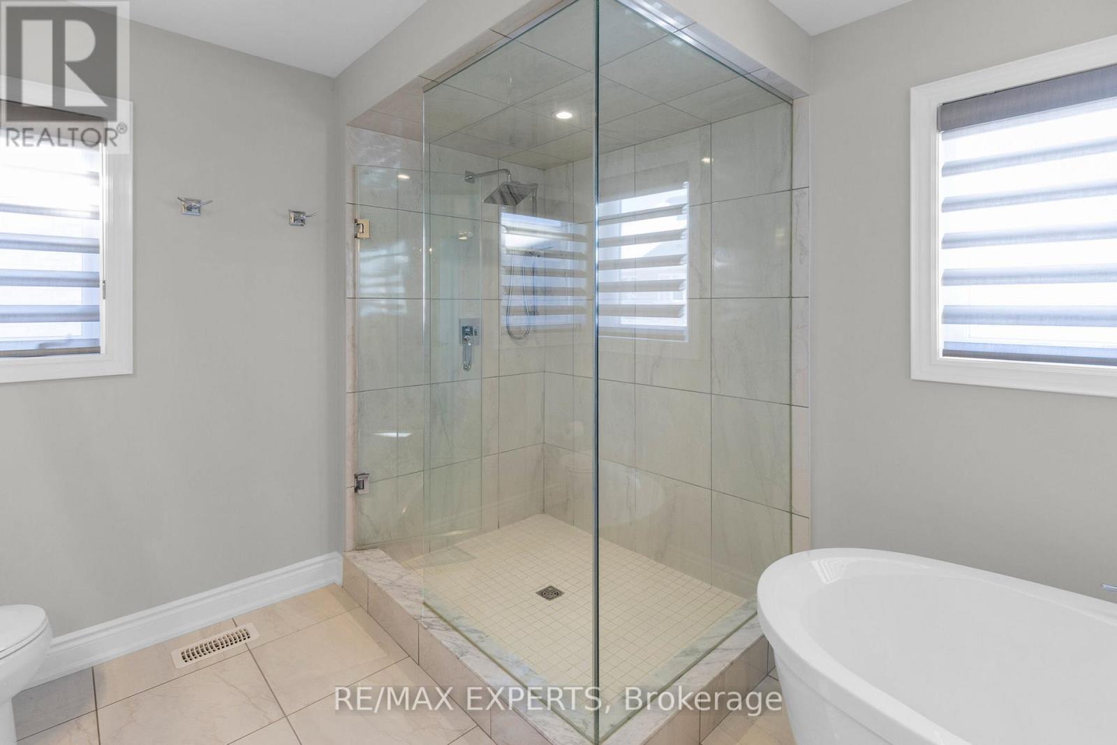 24 Mckay Avenue, New Tecumseth (Tottenham), Ontario  L0G 1W0 - Photo 37 - N12765214