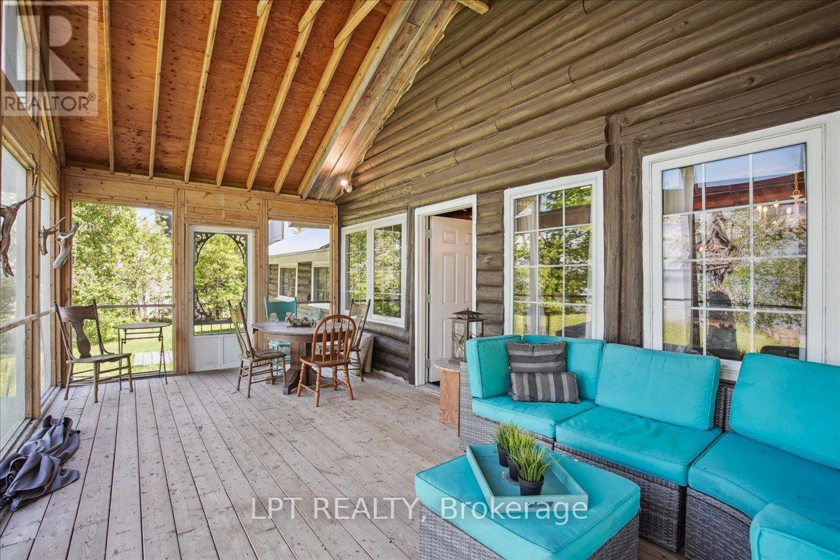 1689 Chief Joseph Snake Road, Georgina Islands, Ontario  L0E 1R0 - Photo 14 - N12765278