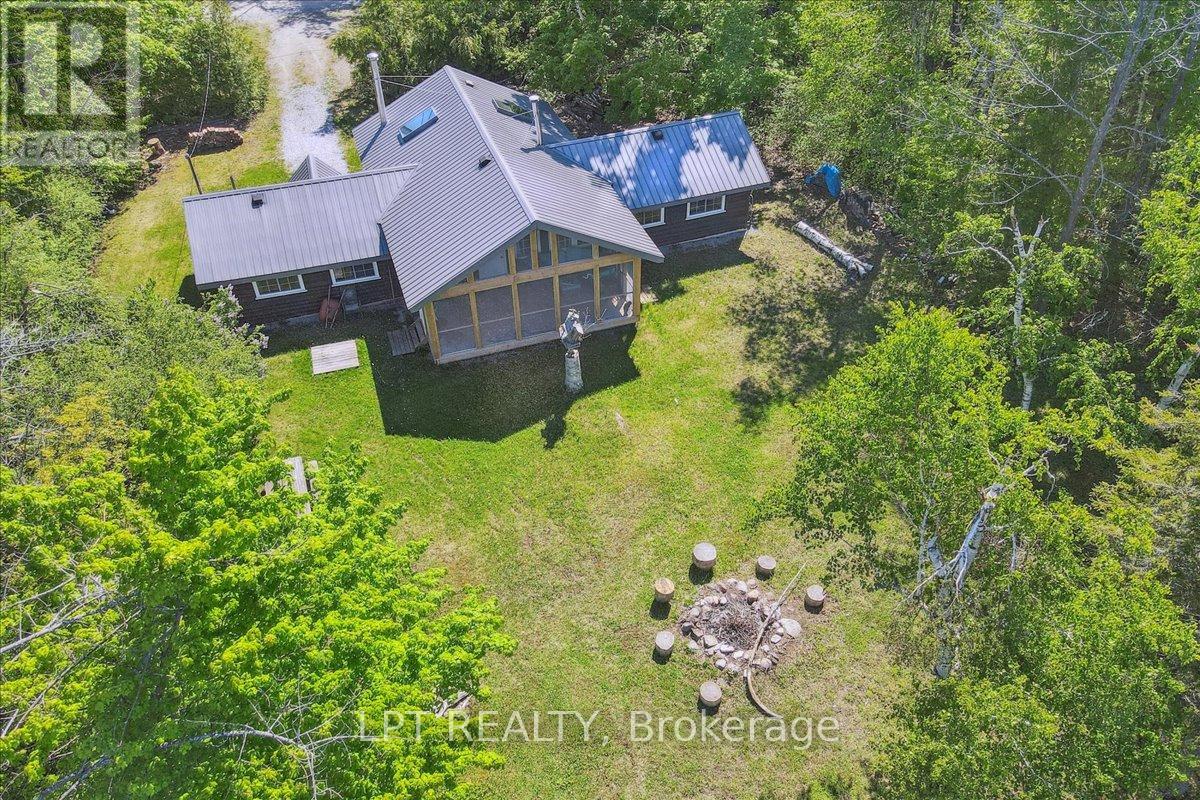 1689 Chief Joseph Snake Road, Georgina Islands, Ontario  L0E 1R0 - Photo 42 - N12765278
