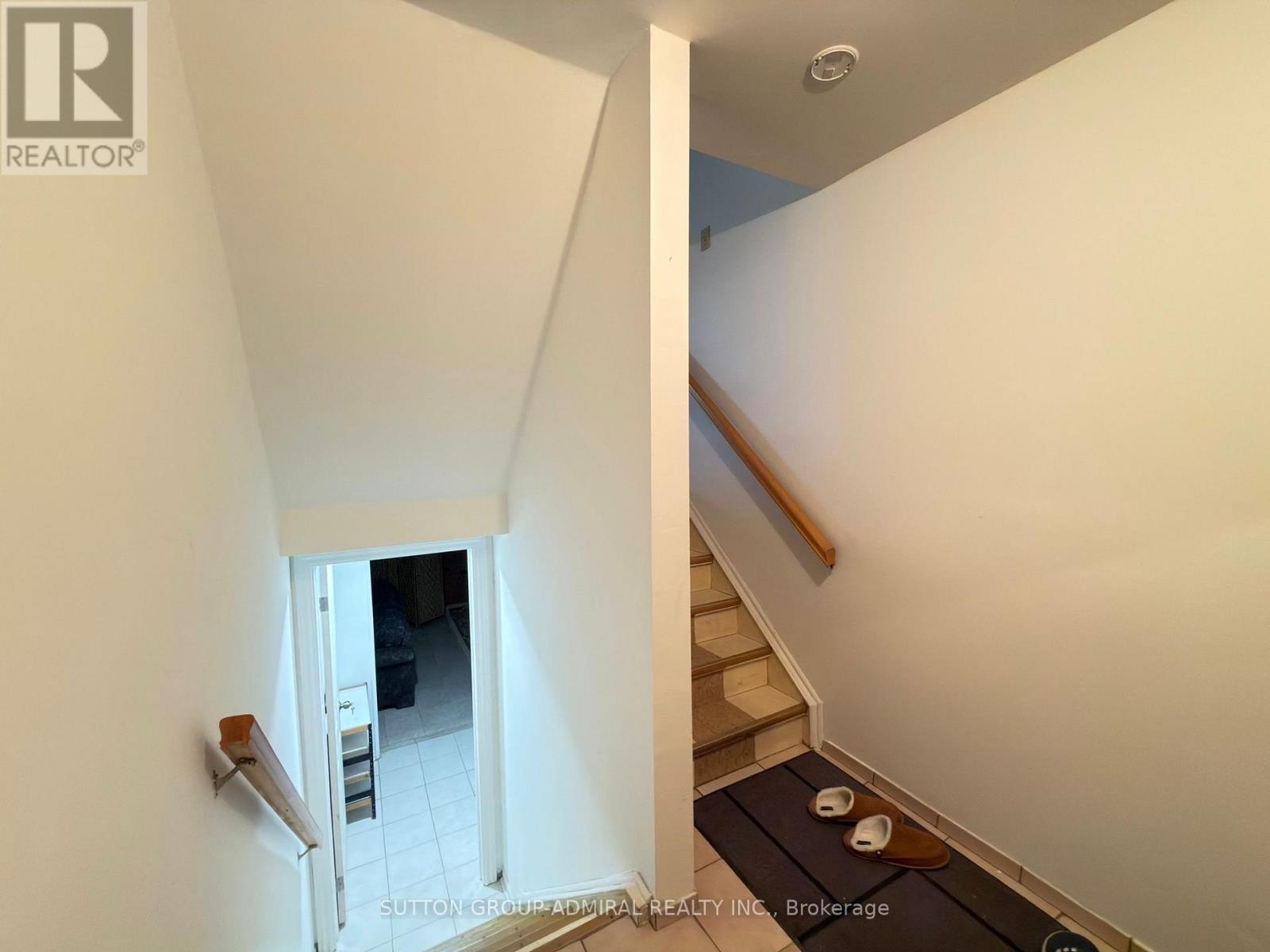 9 Richbell Street, Vaughan, Ontario  L4J 5W5 - Photo 5 - N12765330