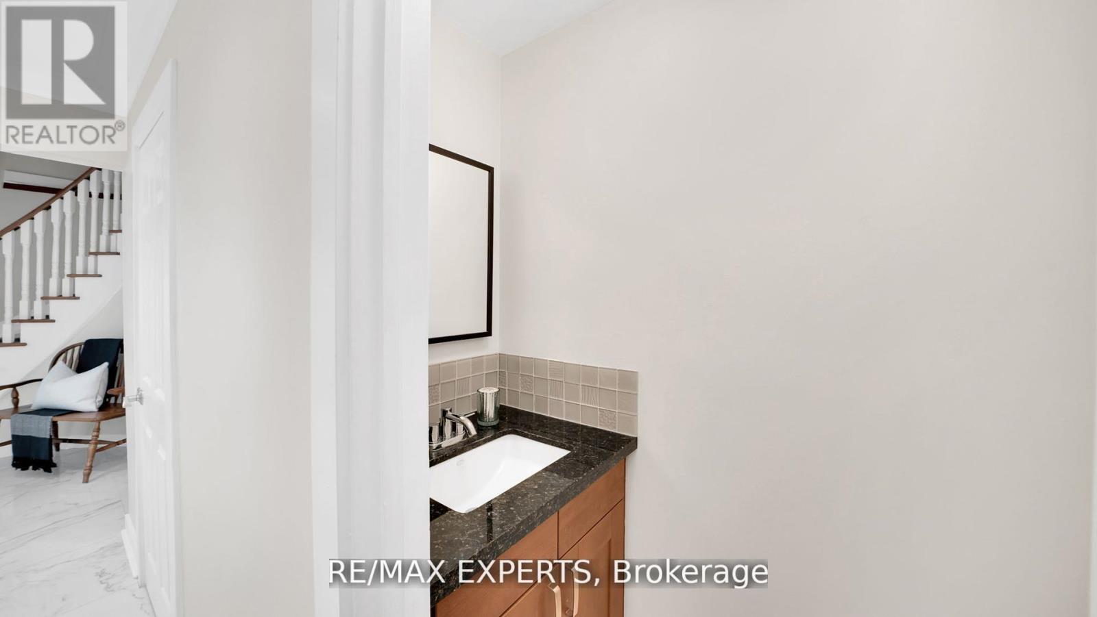 10 Kehoe Court, King (Nobleton), Ontario  L0G 1N0 - Photo 20 - N12765340