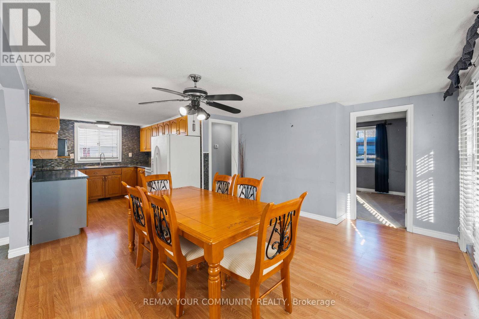 320 Pasadena Drive, Georgina, Ontario  L4P 2E3 - Photo 12 - N12765386