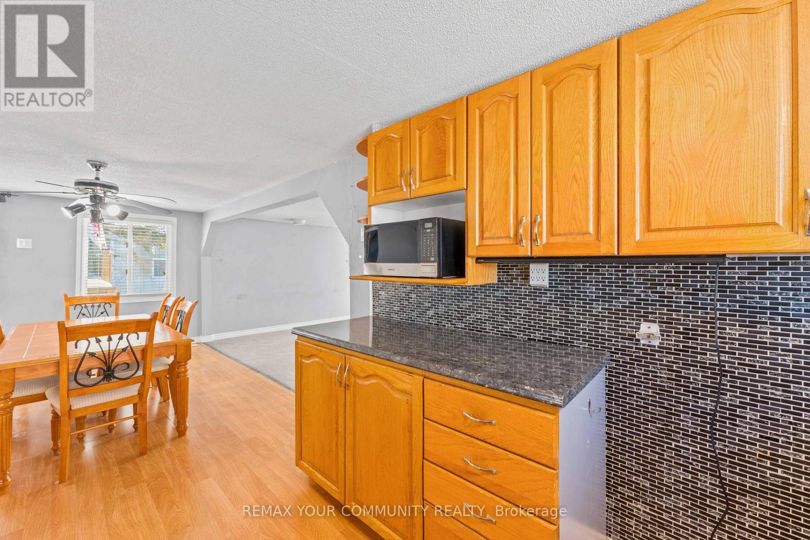 320 Pasadena Drive, Georgina, Ontario  L4P 2E3 - Photo 18 - N12765386