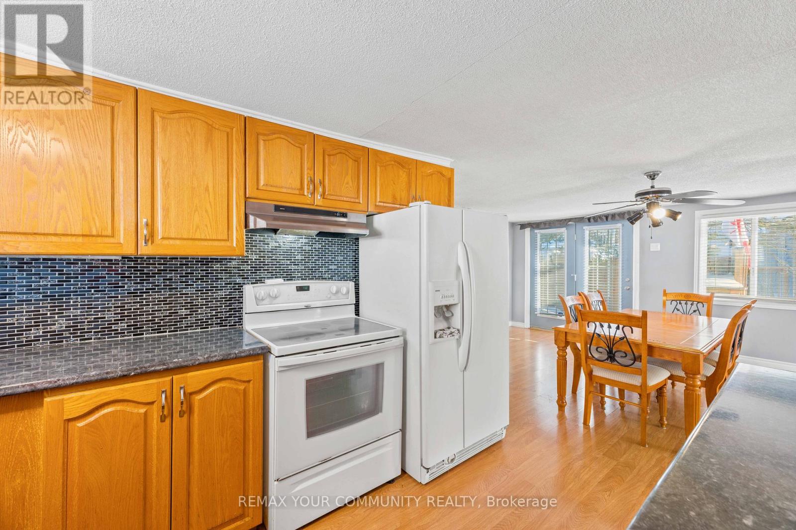 320 Pasadena Drive, Georgina, Ontario  L4P 2E3 - Photo 19 - N12765386