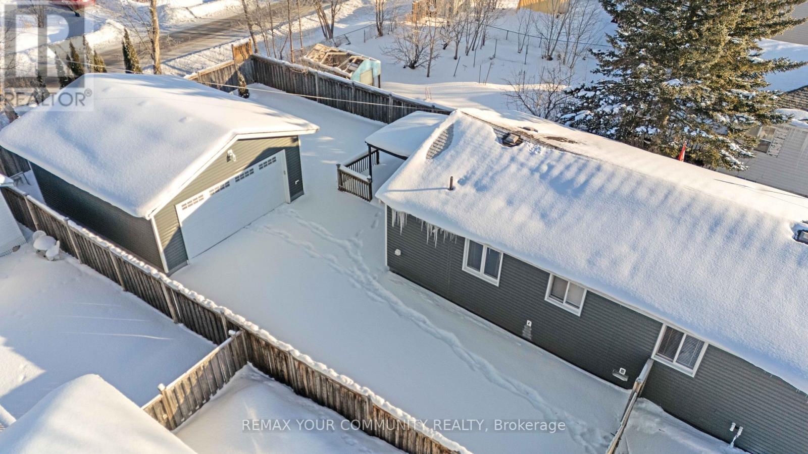 320 Pasadena Drive, Georgina, Ontario  L4P 2E3 - Photo 38 - N12765386