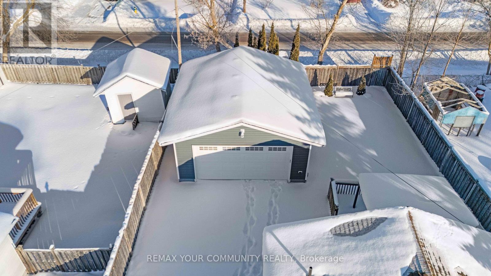 320 Pasadena Drive, Georgina, Ontario  L4P 2E3 - Photo 39 - N12765386