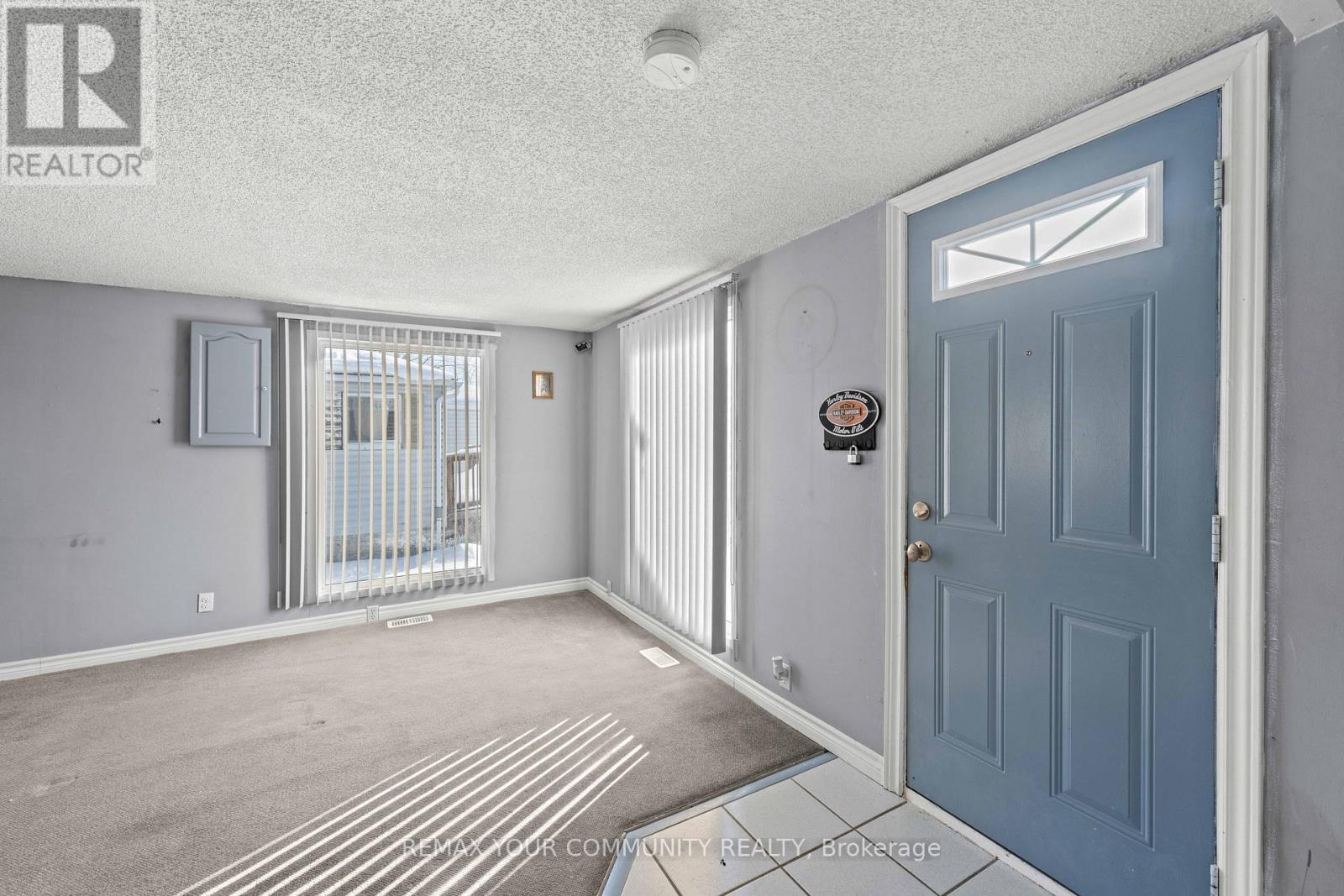 320 Pasadena Drive, Georgina, Ontario  L4P 2E3 - Photo 8 - N12765386