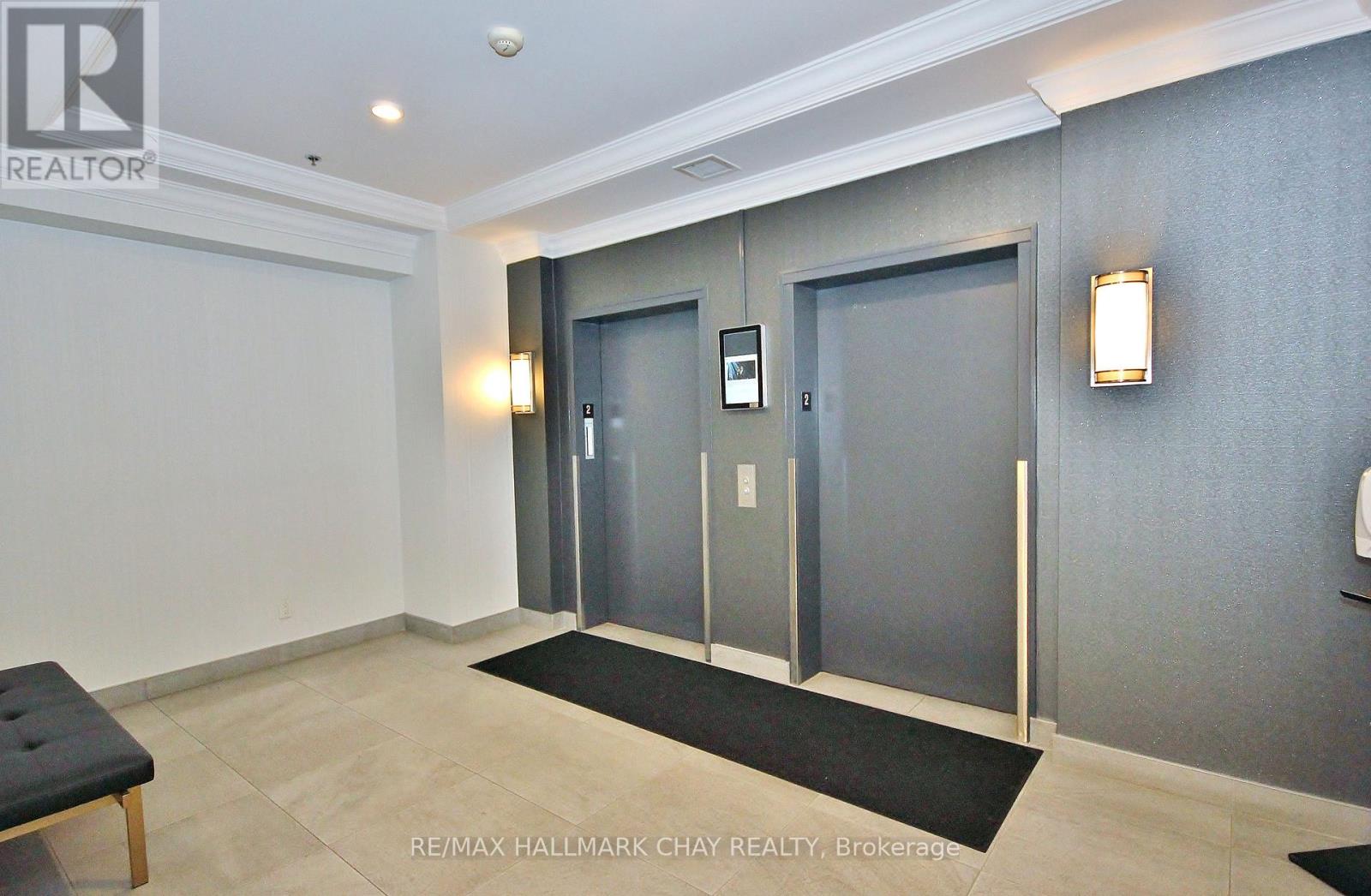 511 - 37 Ellen Street, Barrie, Ontario  L4N 6G2 - Photo 3 - S12765194