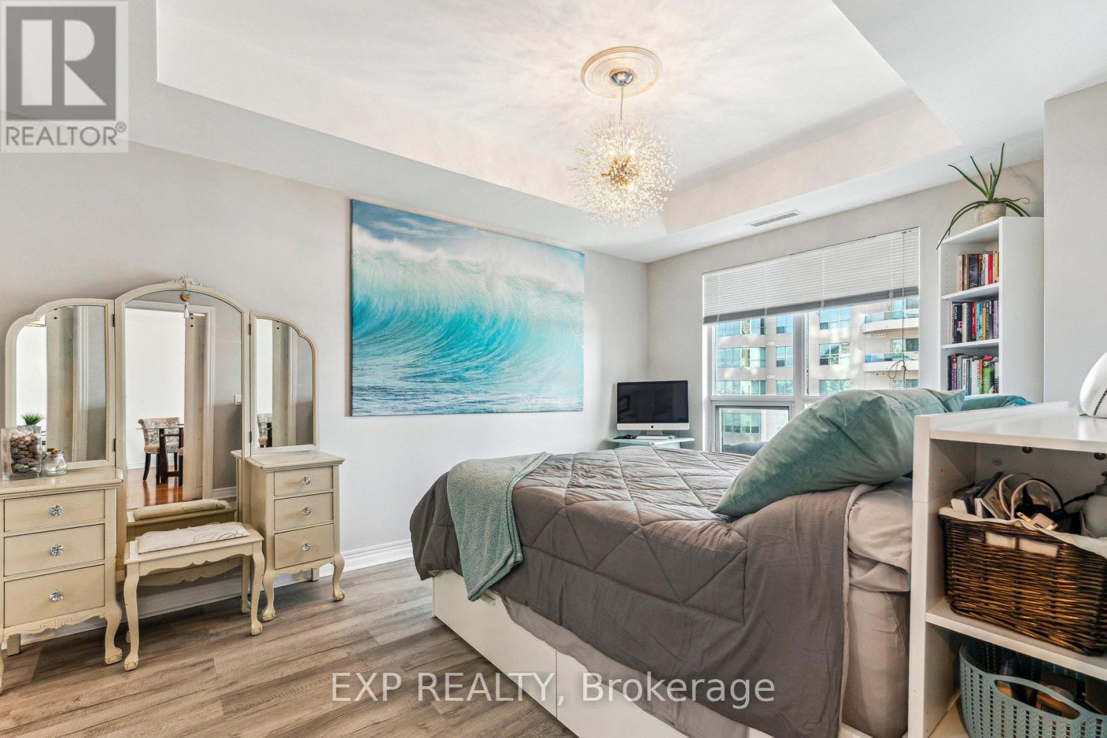 604 - 6 Toronto Street, Barrie (City Centre), Ontario  L4N 9R2 - Photo 14 - S12765346