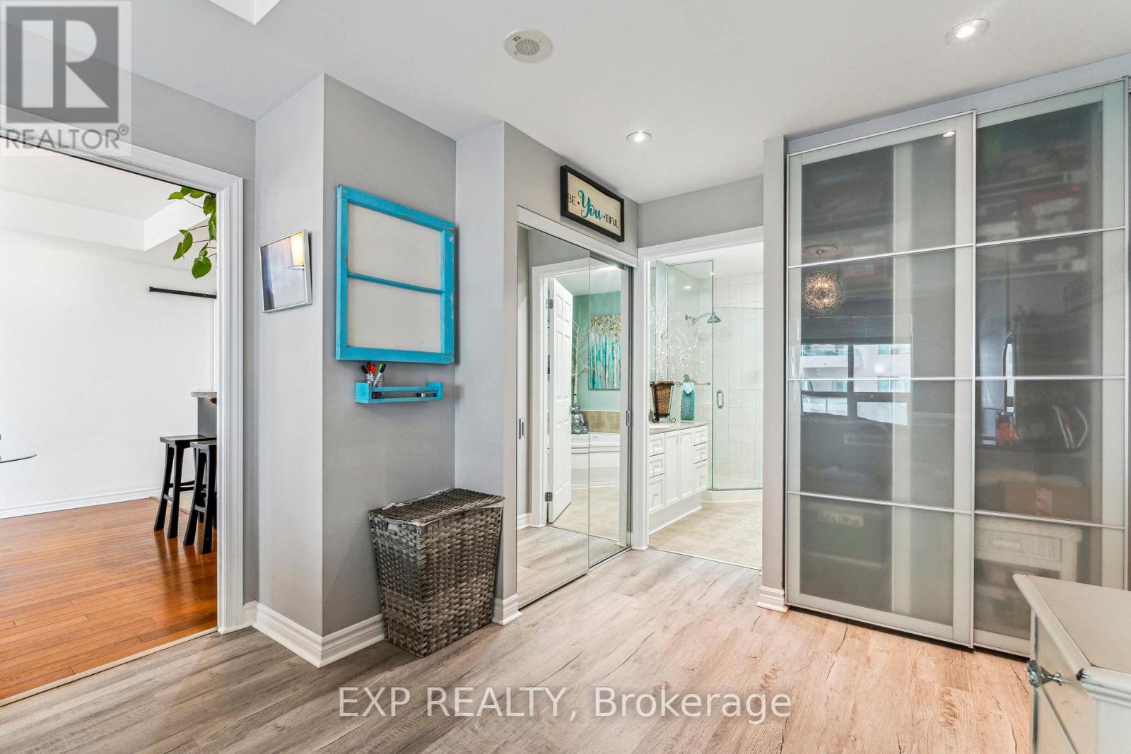 604 - 6 Toronto Street, Barrie (City Centre), Ontario  L4N 9R2 - Photo 17 - S12765346