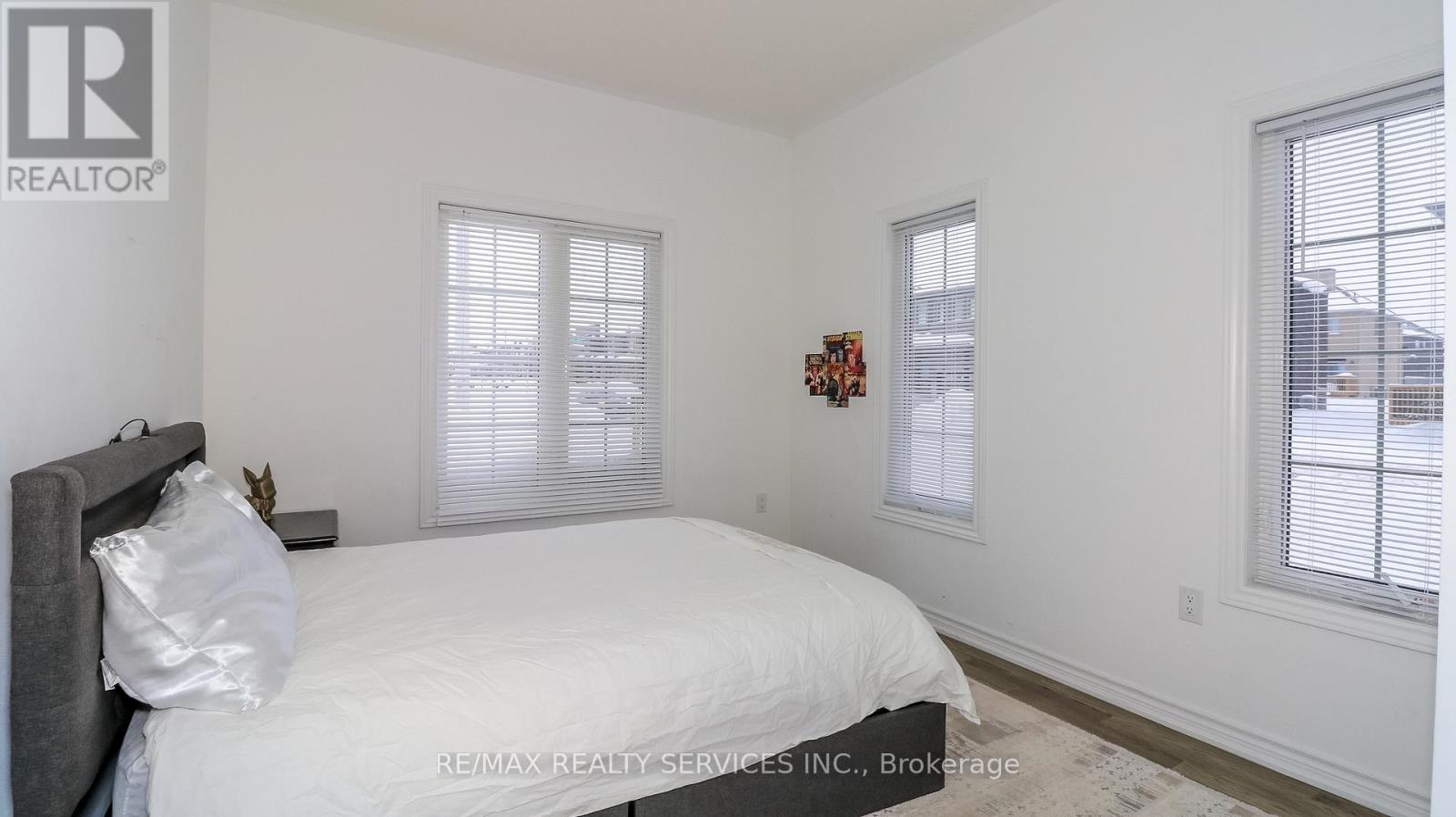 1 Harvest Crescent, Barrie (Innis-Shore), Ontario  L9J 0T3 - Photo 18 - S12765412