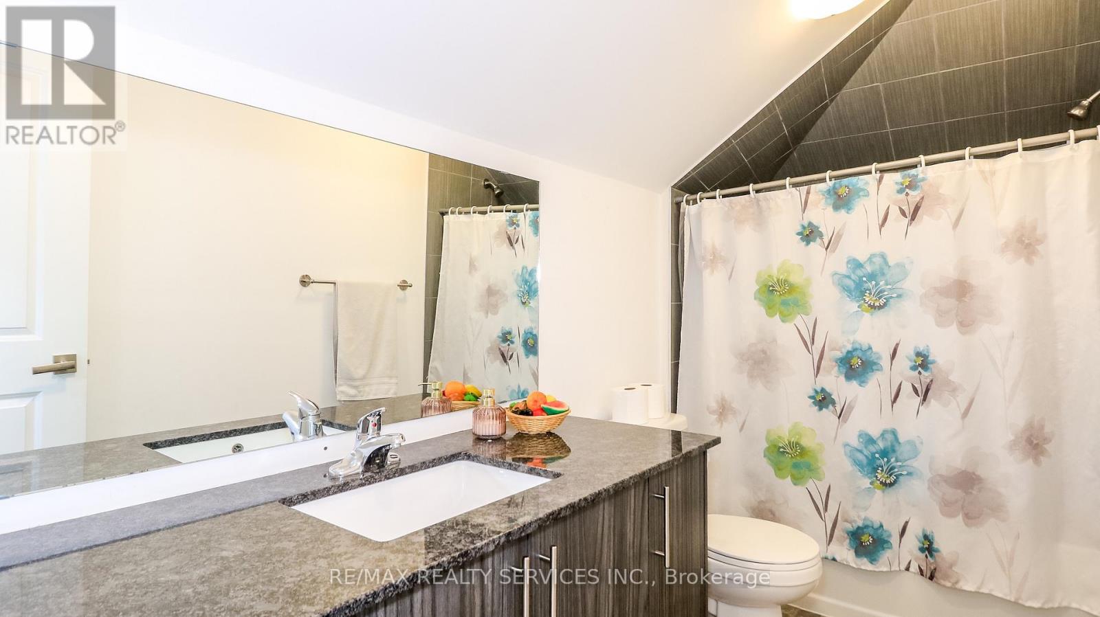 1 Harvest Crescent, Barrie (Innis-Shore), Ontario  L9J 0T3 - Photo 27 - S12765412