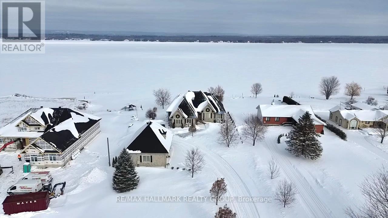 3285 FRONT ROAD S, East Hawkesbury, Ontario