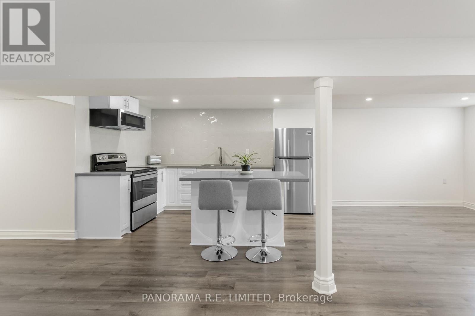 Lower - 66 Vanguard Drive, Toronto, Ontario  M9B 5E6 - Photo 2 - W12765218