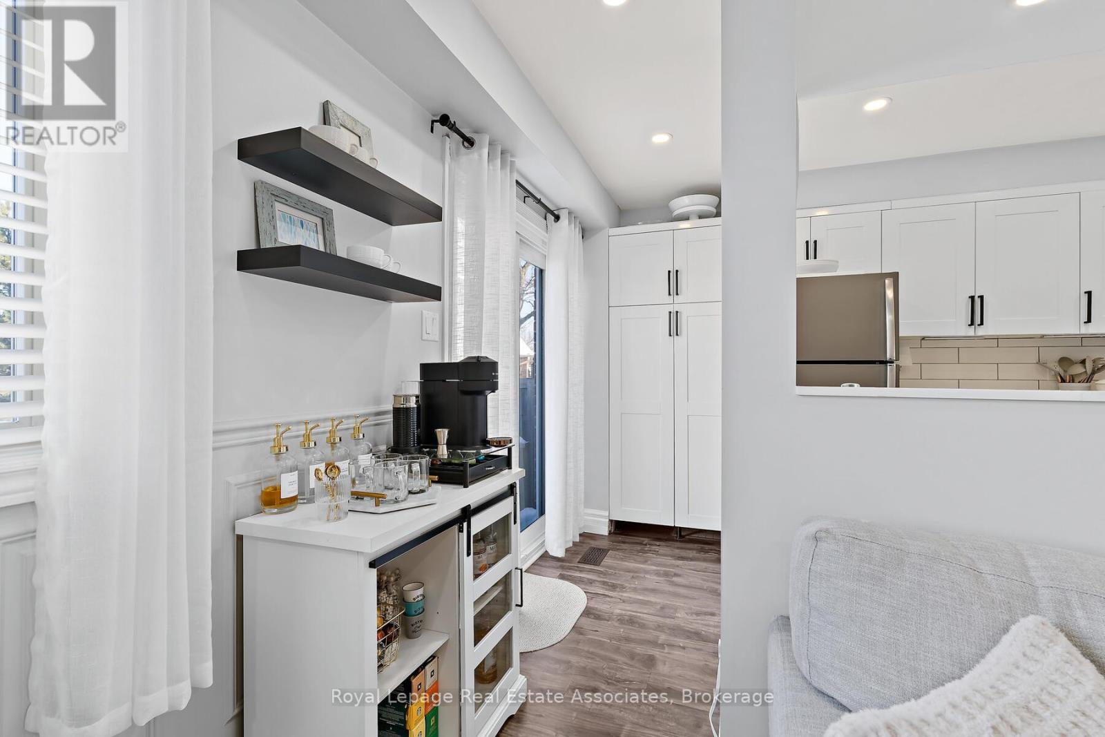 19 Stewart Maclaren Road, Halton Hills, Ontario  L7G 5L8 - Photo 13 - W12765220