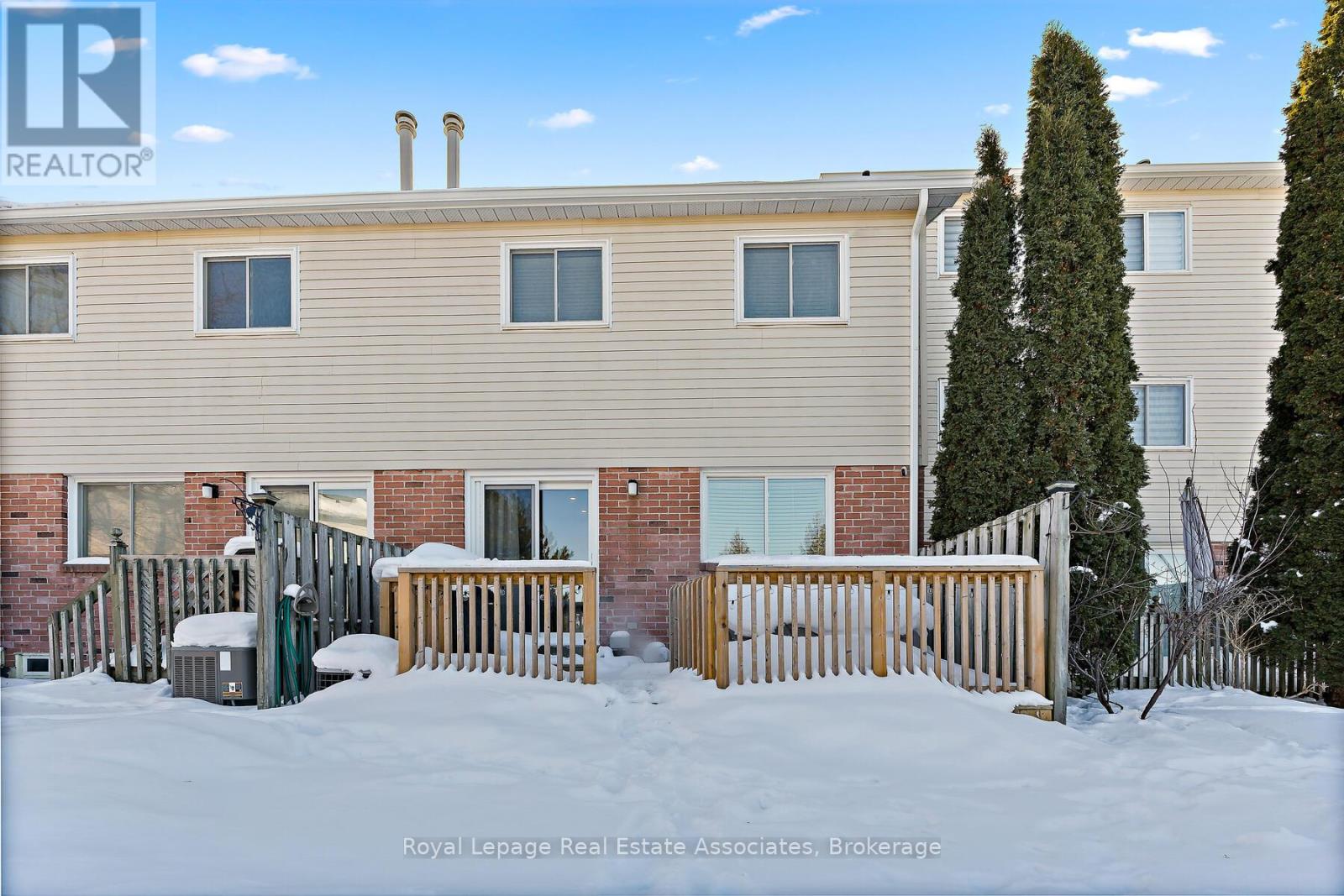 19 Stewart Maclaren Road, Halton Hills, Ontario  L7G 5L8 - Photo 32 - W12765220