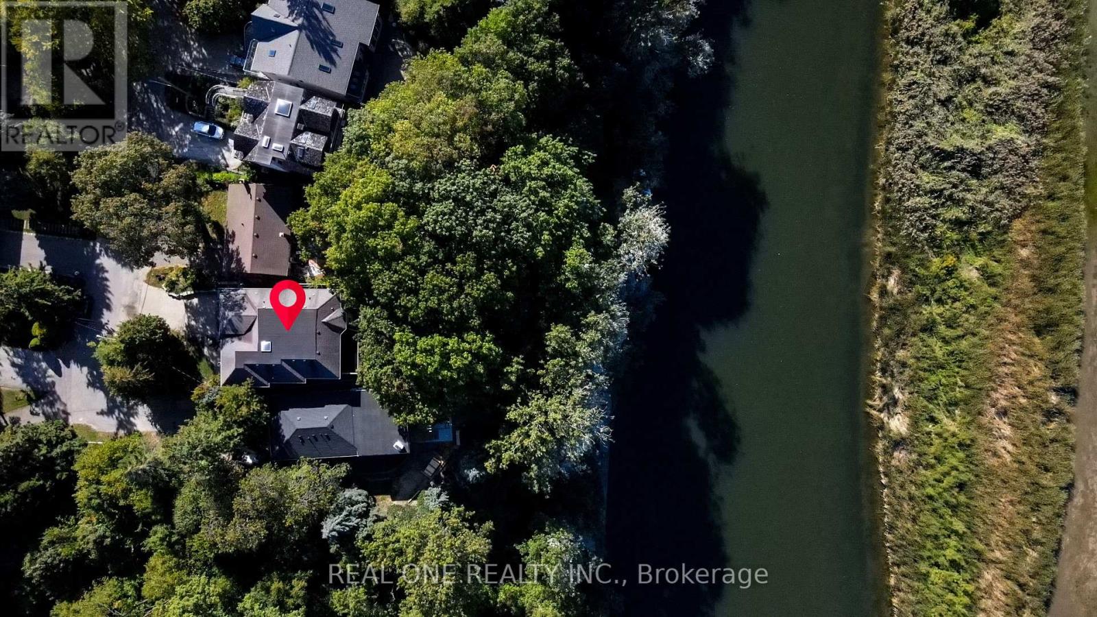 38 STONEGATE ROAD, Toronto, Ontario