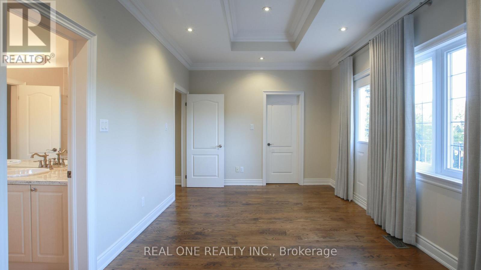 38 Stonegate Road, Toronto, Ontario  M8Y 1V5 - Photo 37 - W12765224