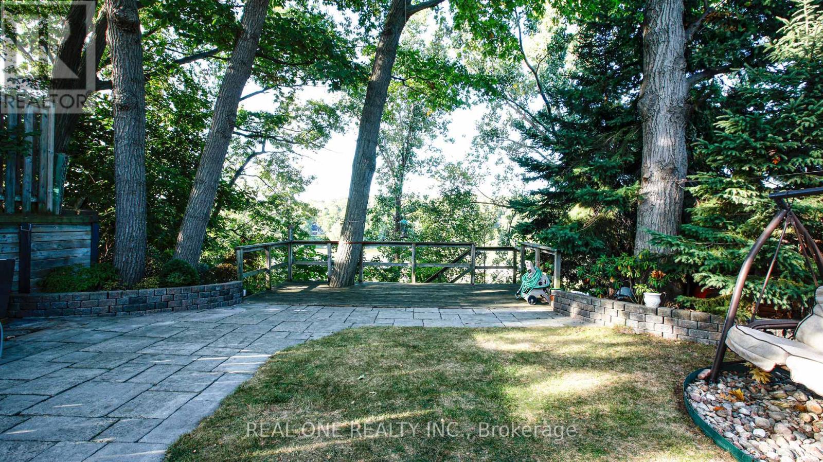 38 Stonegate Road, Toronto, Ontario  M8Y 1V5 - Photo 46 - W12765224
