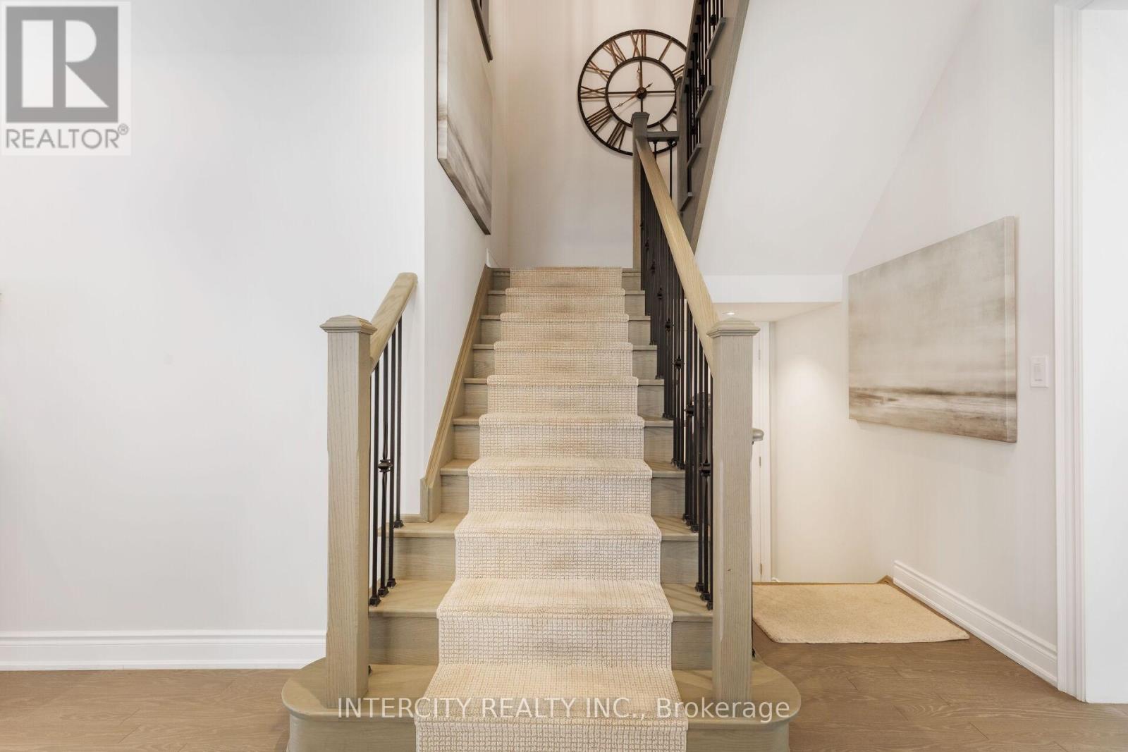 61 Degrey Drive, Brampton, Ontario  L6P 4L7 - Photo 19 - W12765248