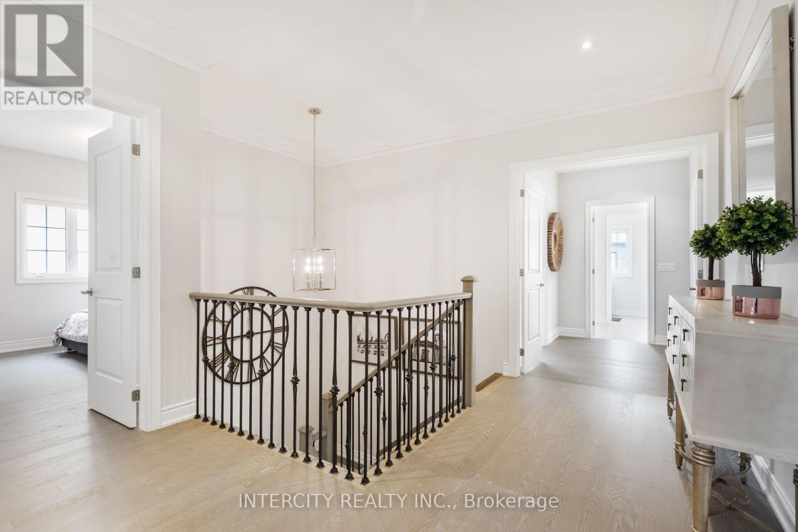 61 Degrey Drive, Brampton, Ontario  L6P 4L7 - Photo 20 - W12765248