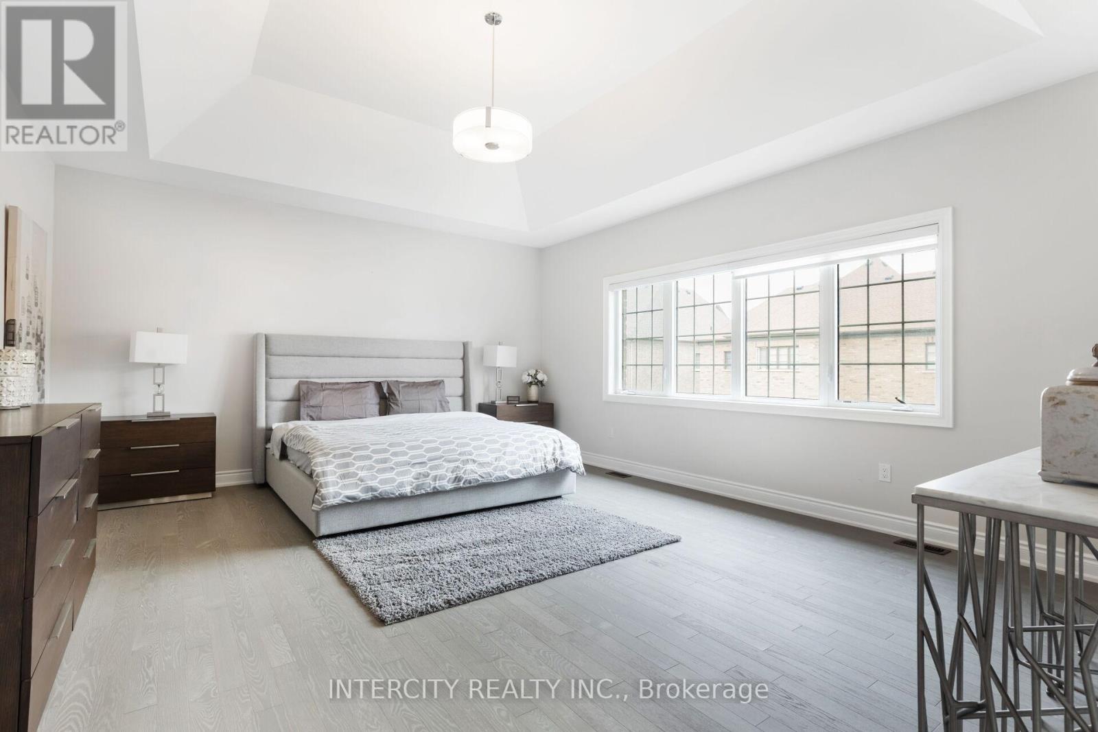 61 Degrey Drive, Brampton, Ontario  L6P 4L7 - Photo 22 - W12765248