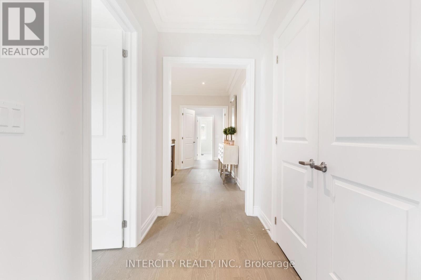 61 Degrey Drive, Brampton, Ontario  L6P 4L7 - Photo 31 - W12765248