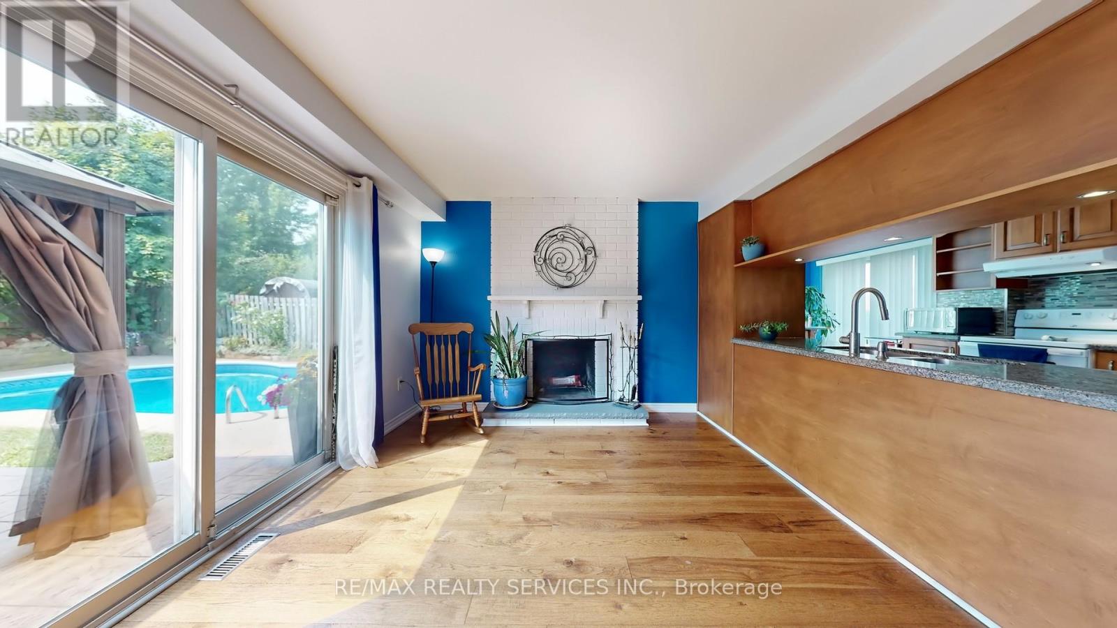 14 Myna Court, Brampton, Ontario  L6S 4H8 - Photo 11 - W12765268