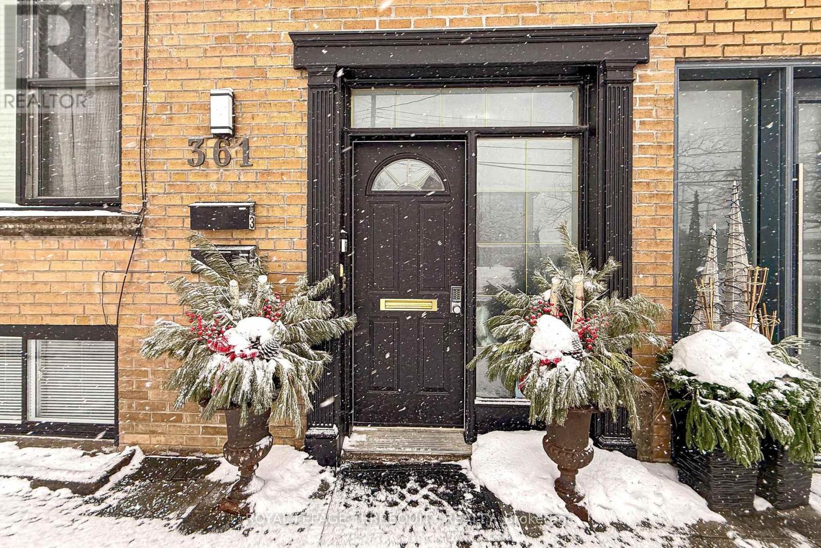 1 - 361 Dalesford Road, Toronto, Ontario  M8Y 1H1 - Photo 3 - W12765276