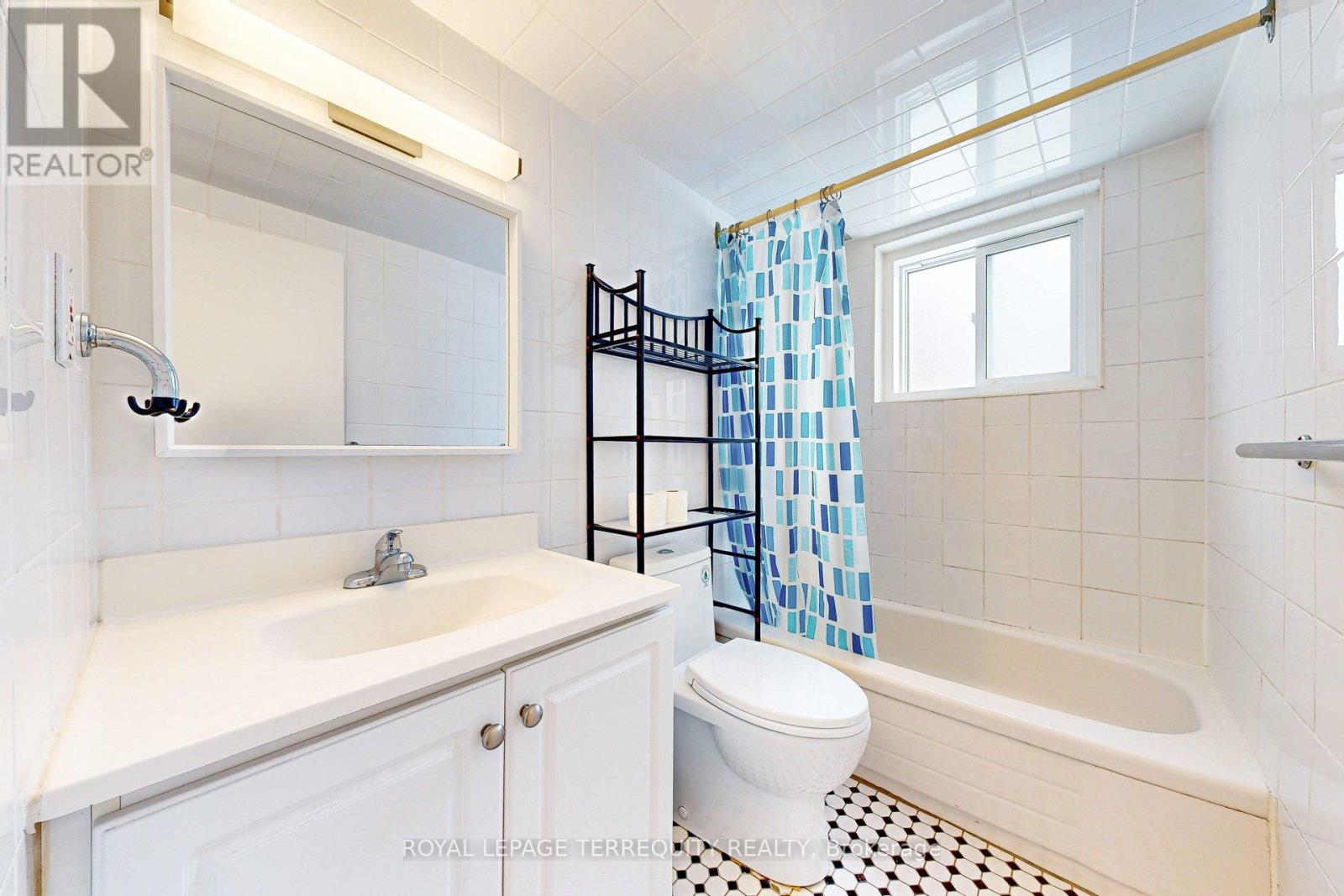 1 - 361 Dalesford Road, Toronto, Ontario  M8Y 1H1 - Photo 9 - W12765276