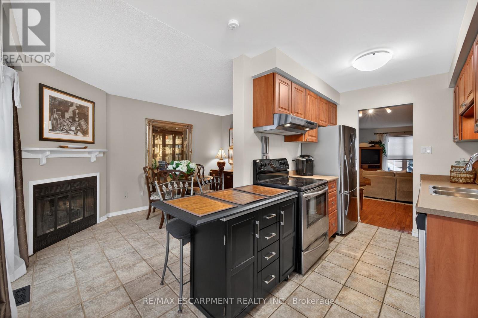 56 - 2272 Mowat Avenue, Oakville, Ontario  L6H 5L8 - Photo 9 - W12765324