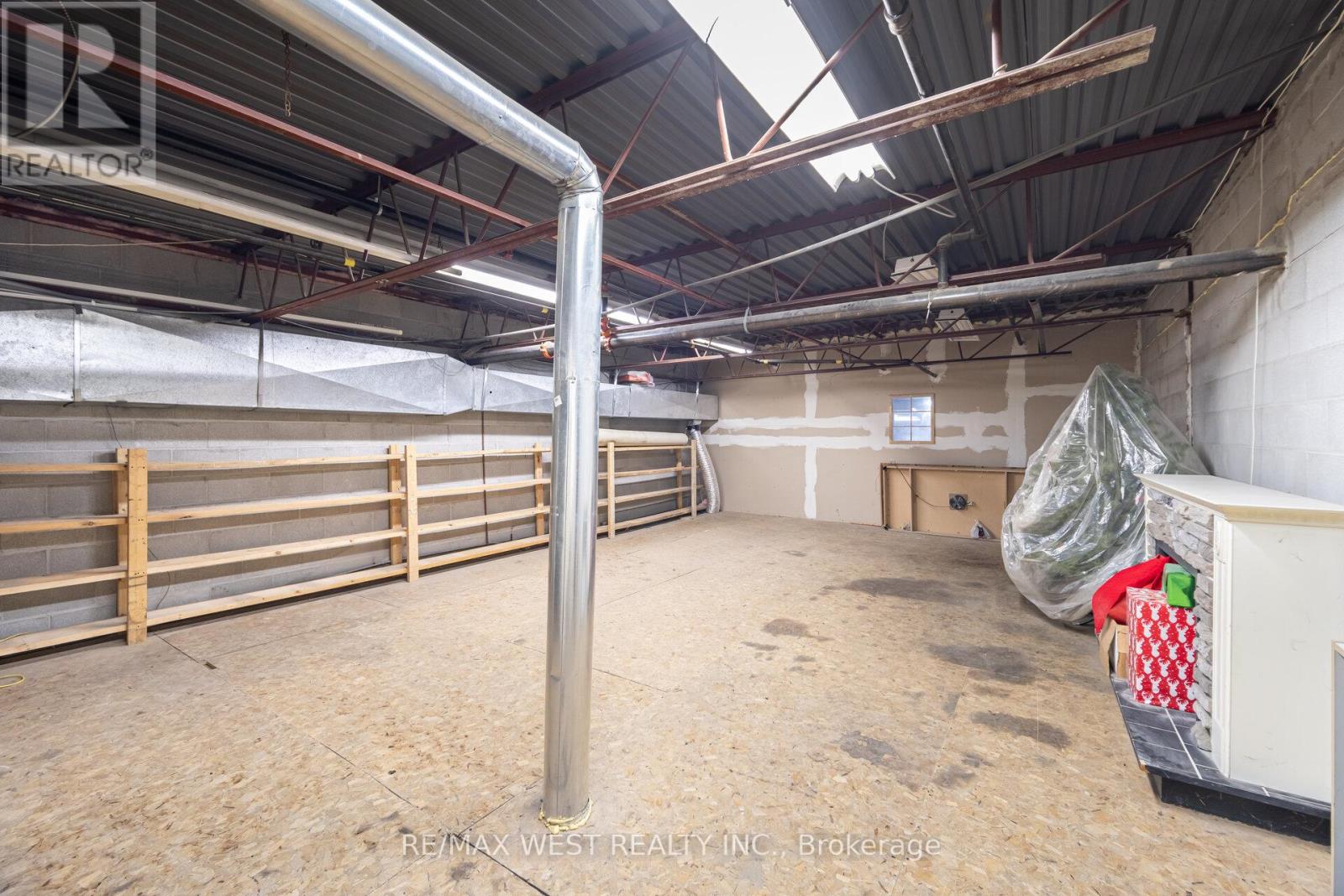 29 - 2565 Steeles Avenue E, Brampton, Ontario  L6T 4L6 - Photo 33 - W12765334