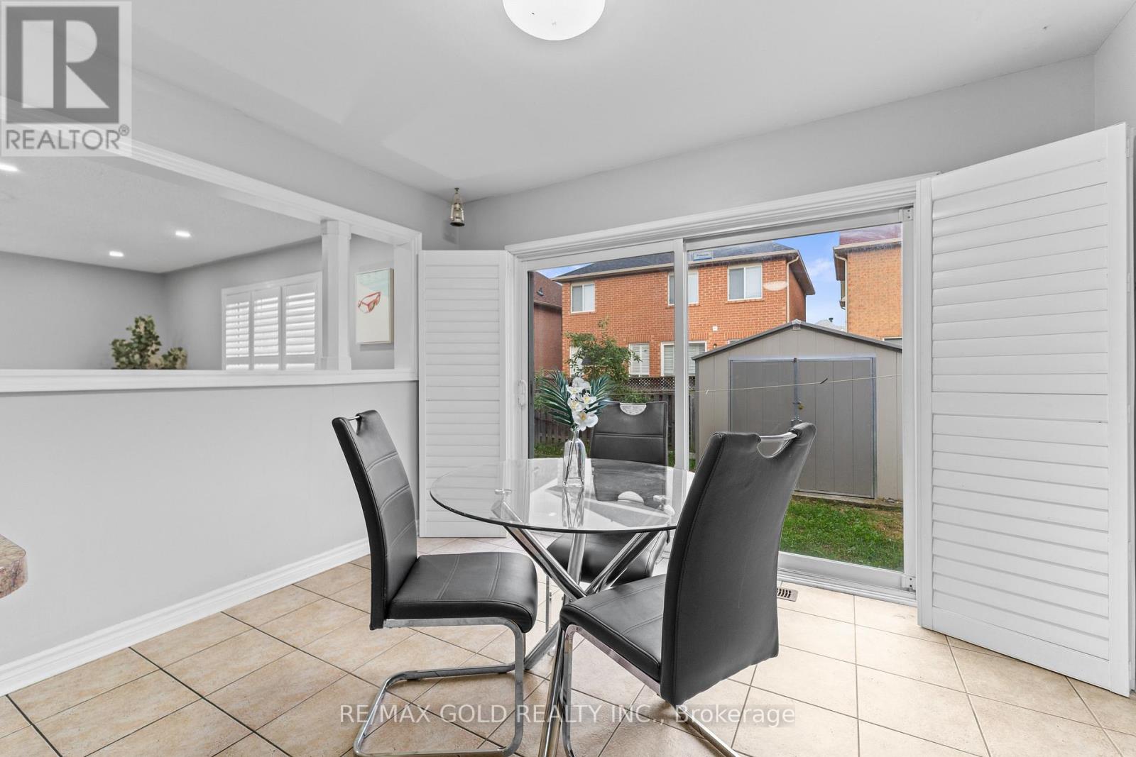 14 Gaspe Road, Brampton, Ontario  L6S 0A4 - Photo 19 - W12765342