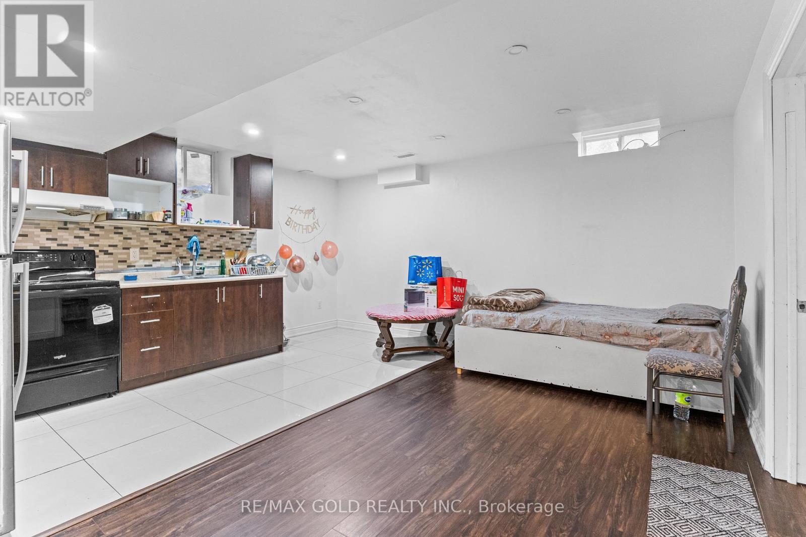 14 Gaspe Road, Brampton, Ontario  L6S 0A4 - Photo 43 - W12765342