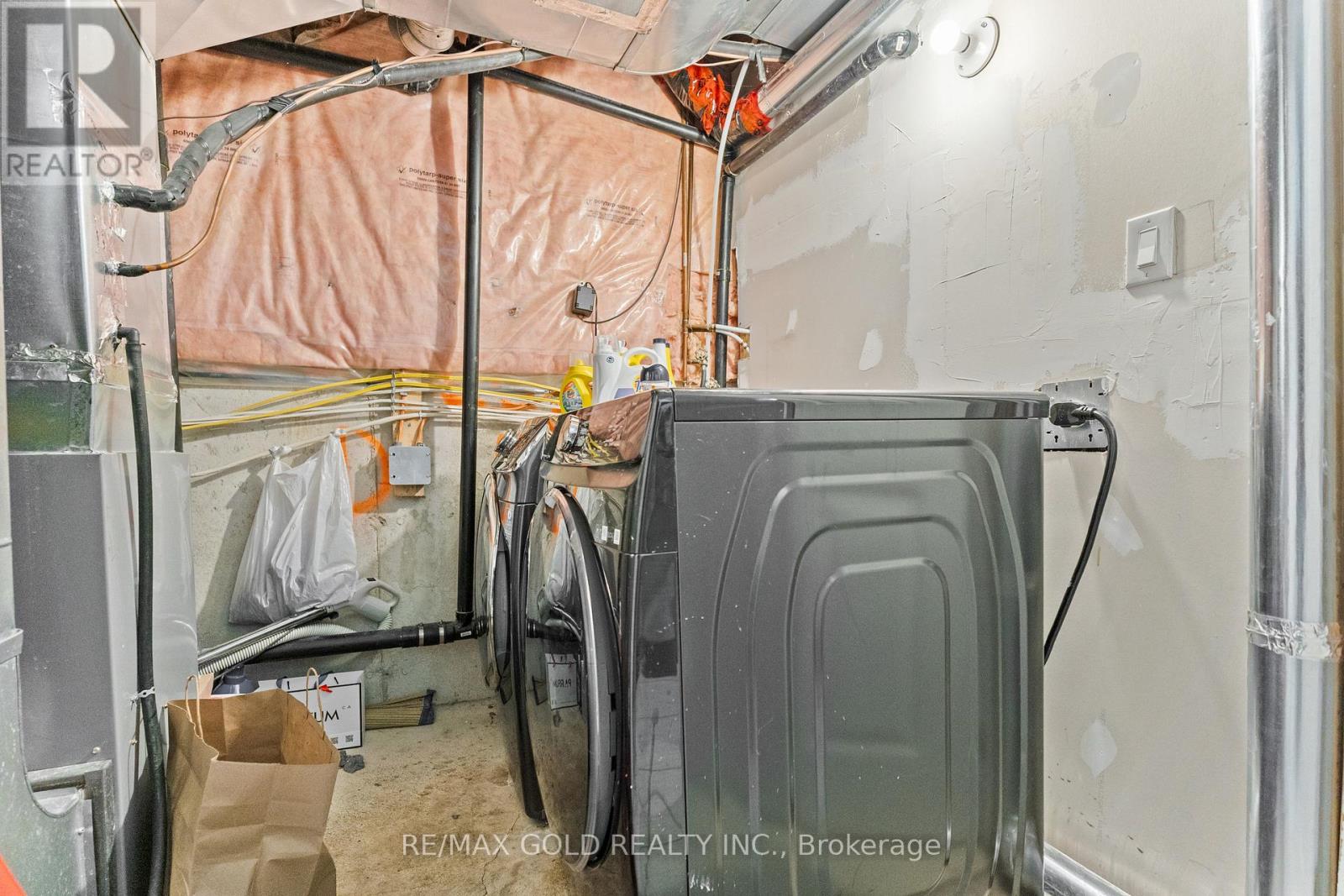 14 Gaspe Road, Brampton, Ontario  L6S 0A4 - Photo 46 - W12765342