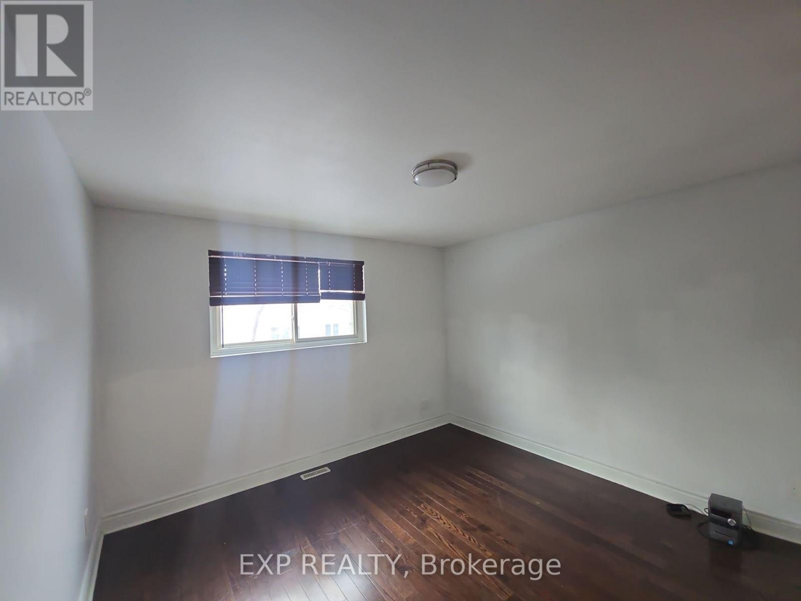 Upper - 20 Gladeside Place, Brampton, Ontario  L6S 1X3 - Photo 7 - W12765356