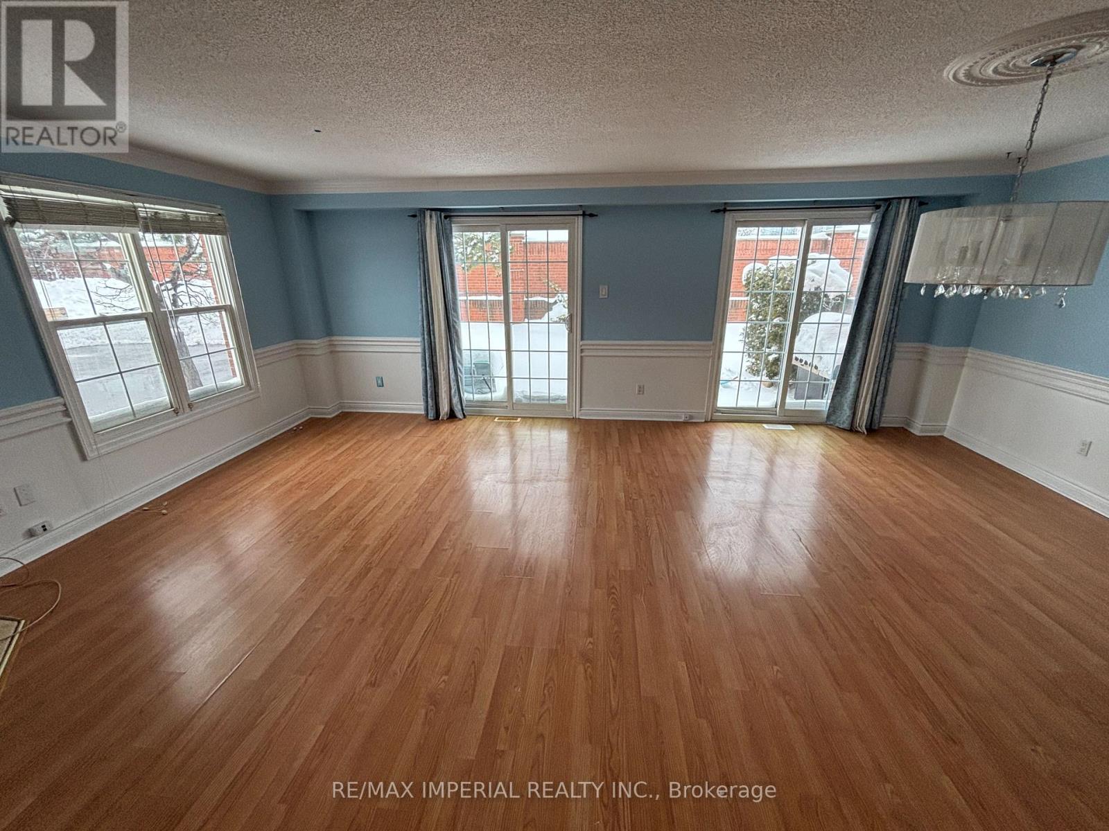 90 - 90 Stornwood Court, Brampton, Ontario  L6W 4J2 - Photo 11 - W12765372