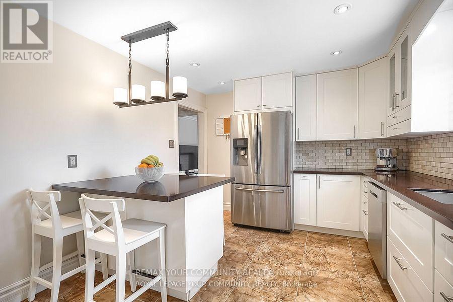 18 Terryellen Crescent, Toronto, Ontario  M9C 1H7 - Photo 16 - W12765380