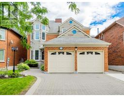 5245 CHAMPLAIN TRAIL, Mississauga, Ontario