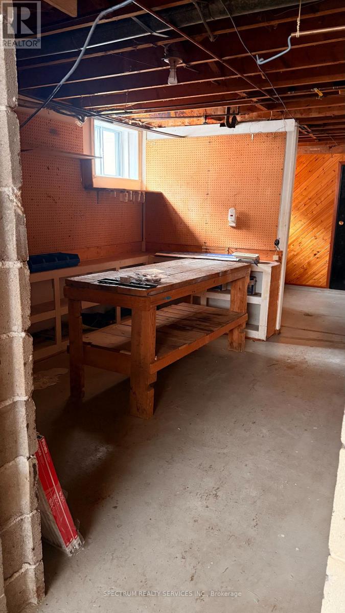 213 Thistle Down Boulevard, Toronto, Ontario  M9V 1K4 - Photo 13 - W12765414