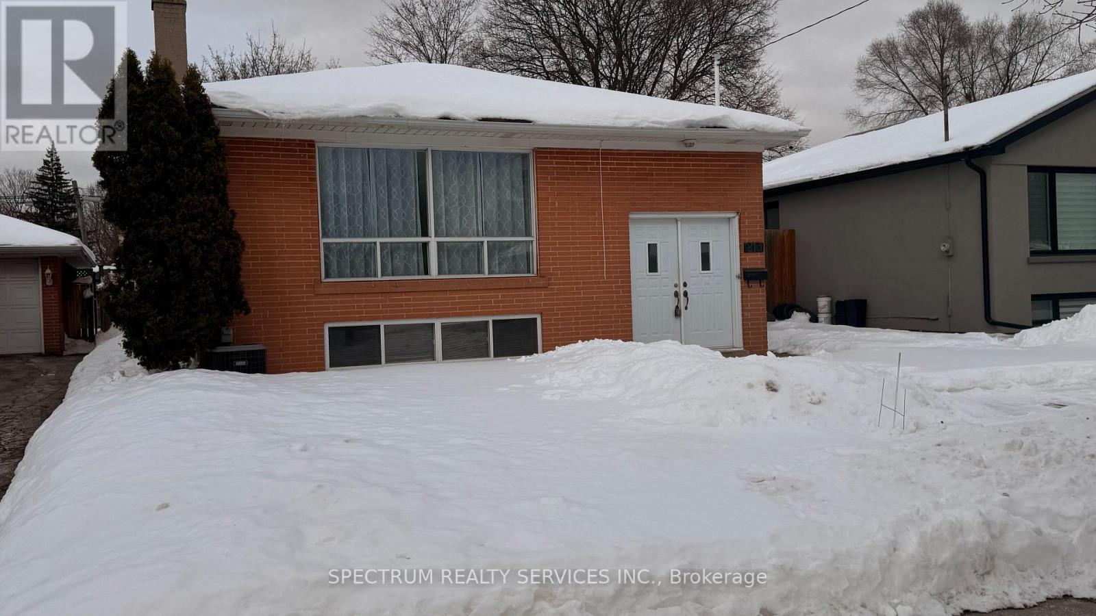 213 Thistle Down Boulevard, Toronto, Ontario  M9V 1K4 - Photo 20 - W12765414