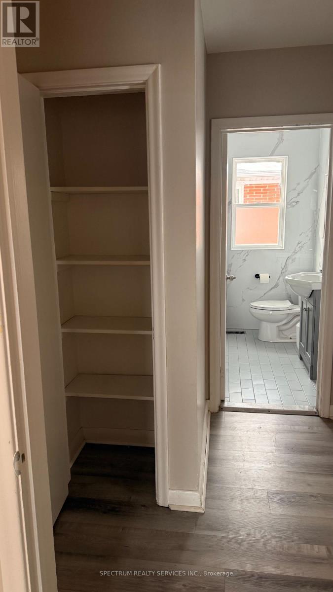 213 Thistle Down Boulevard, Toronto, Ontario  M9V 1K4 - Photo 7 - W12765414